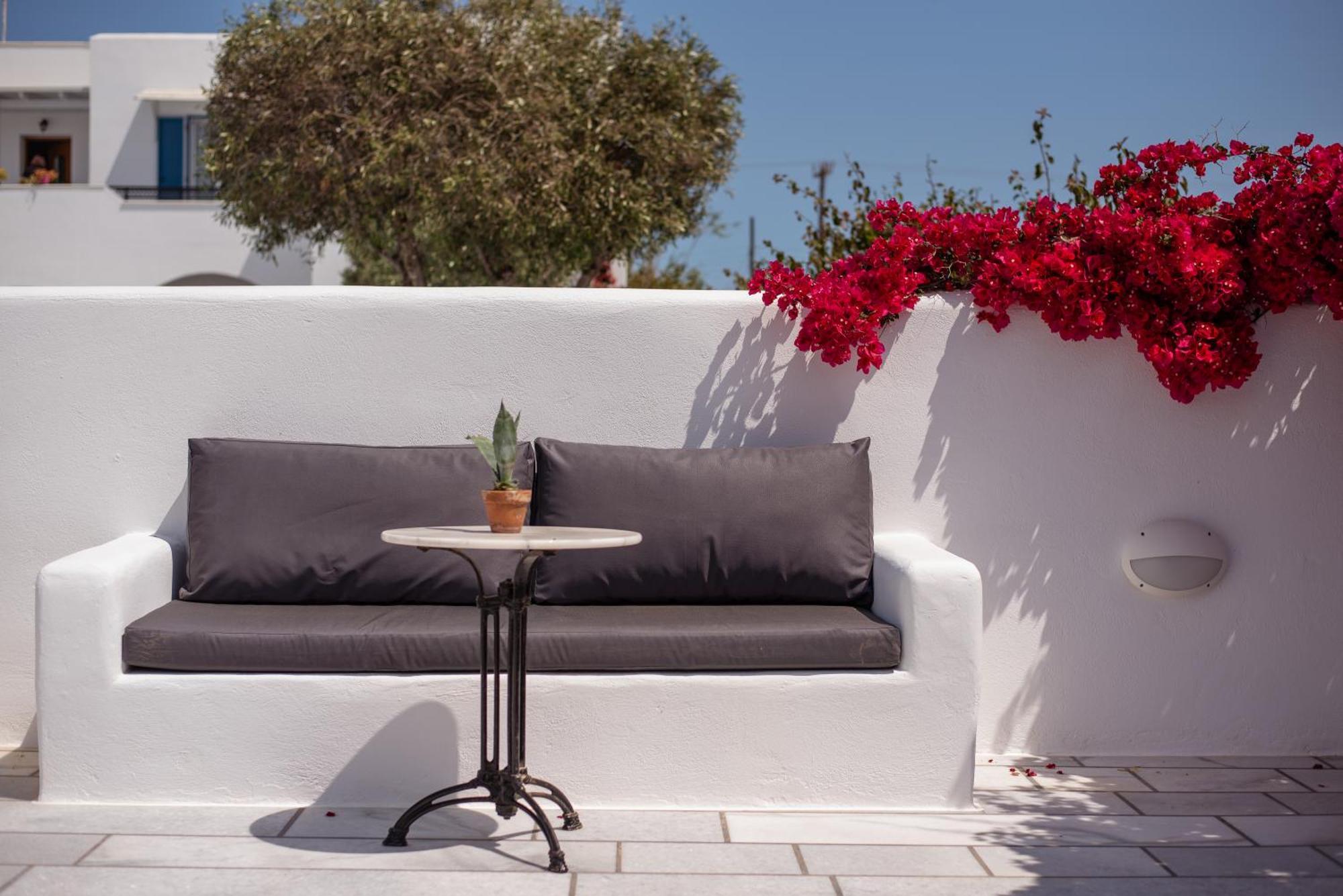 Ikaros Studios&Apartments Naxos City Exterior foto