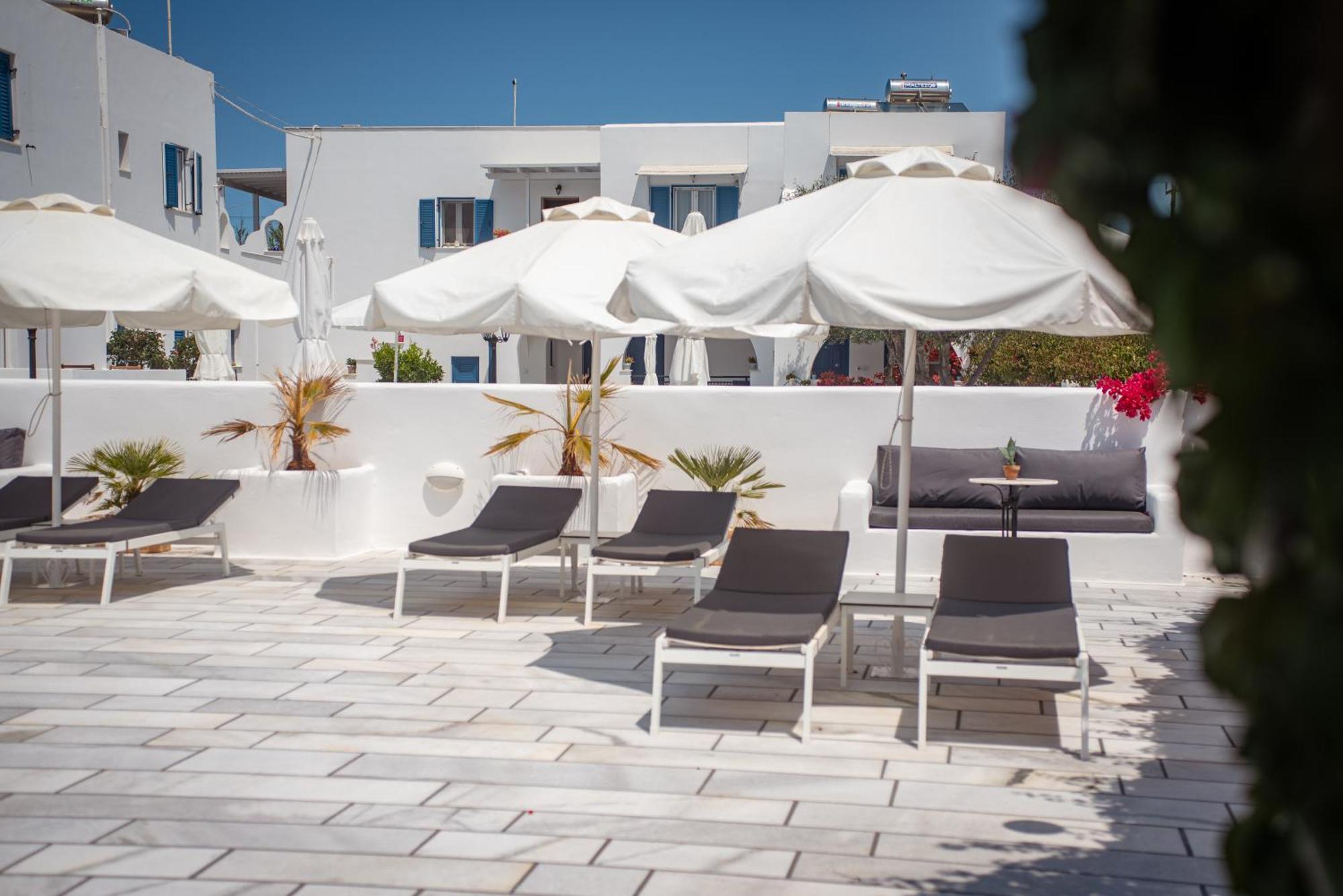 Ikaros Studios&Apartments Naxos City Exterior foto